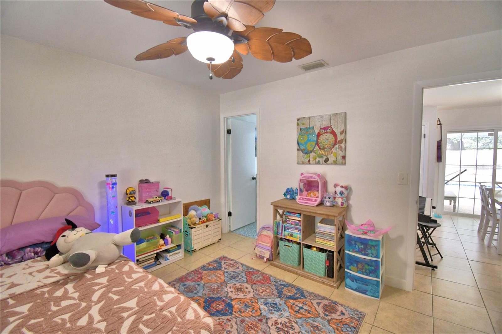 Image 27 of 57 For 7233 Thomas Jefferson Circle W