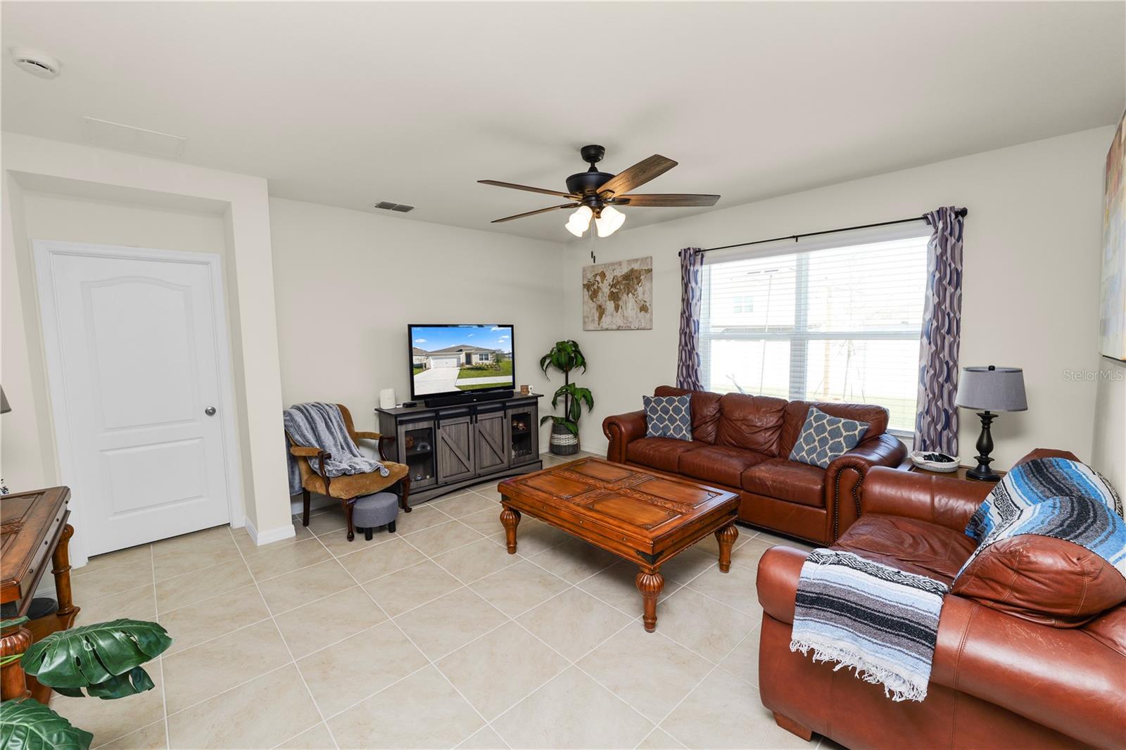 Image 5 of 49 For 4105 Singing Mockingbird Boulevard