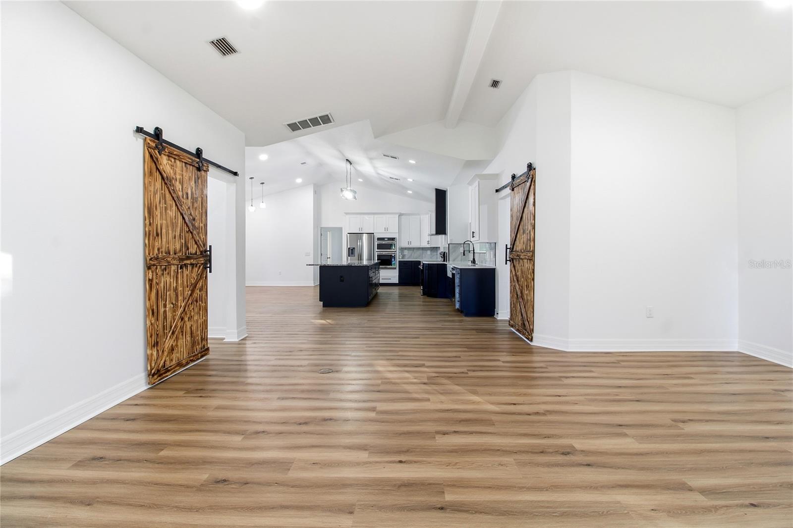 Image 21 of 61 For 1736 Itchepackesassa Drive