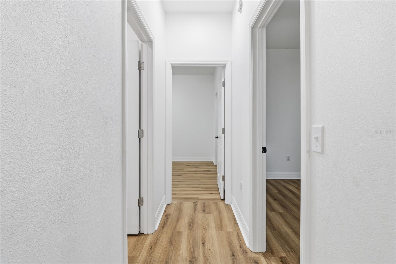 Image 28 of 61 For 1736 Itchepackesassa Drive