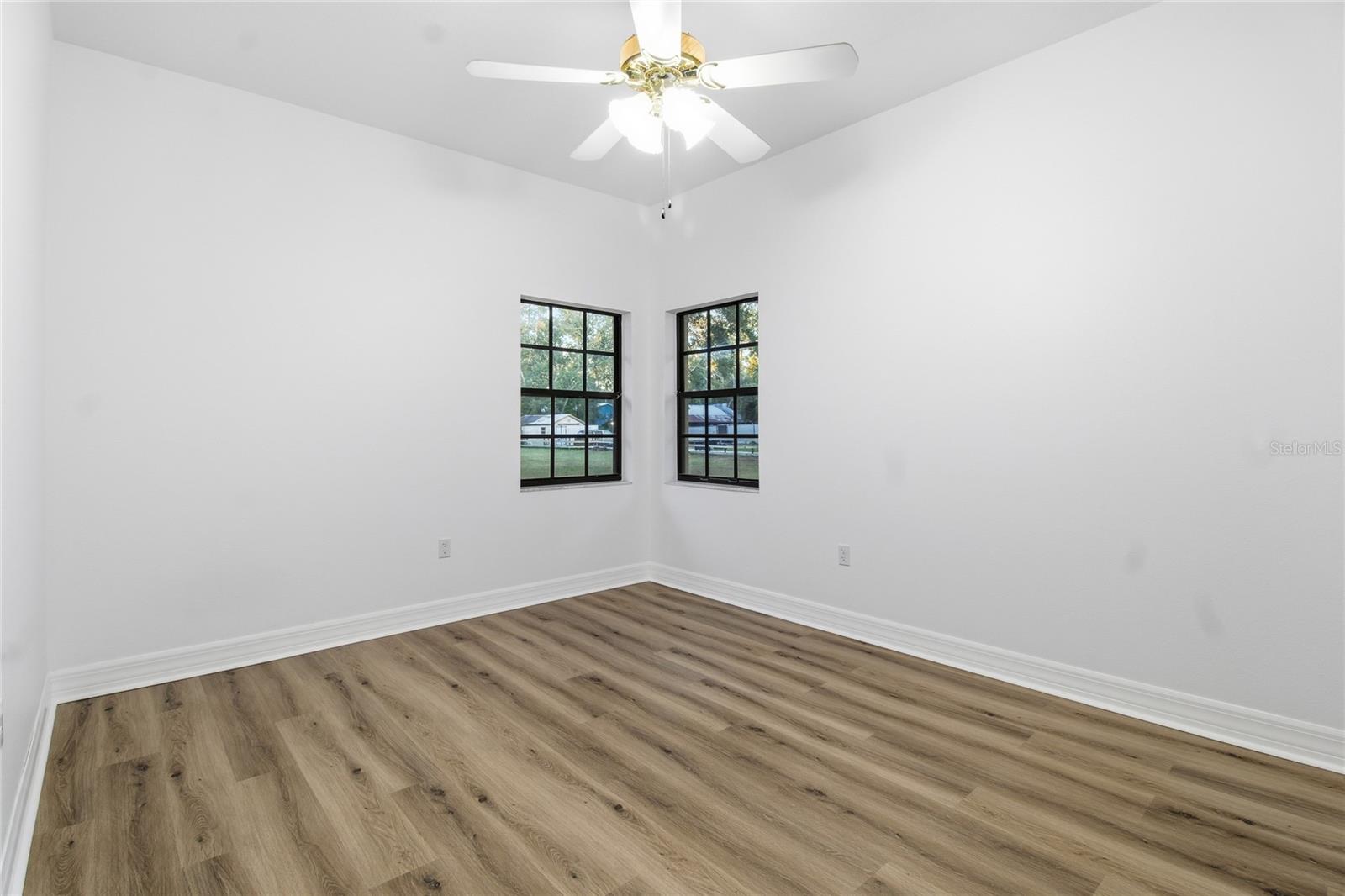 Image 31 of 61 For 1736 Itchepackesassa Drive