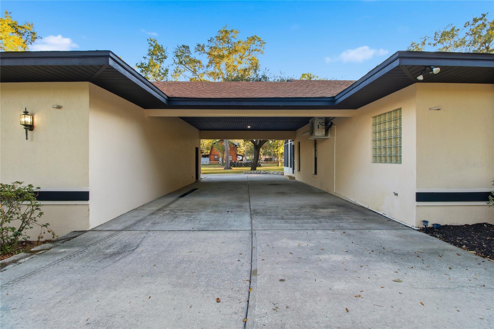 Image 41 of 61 For 1736 Itchepackesassa Drive