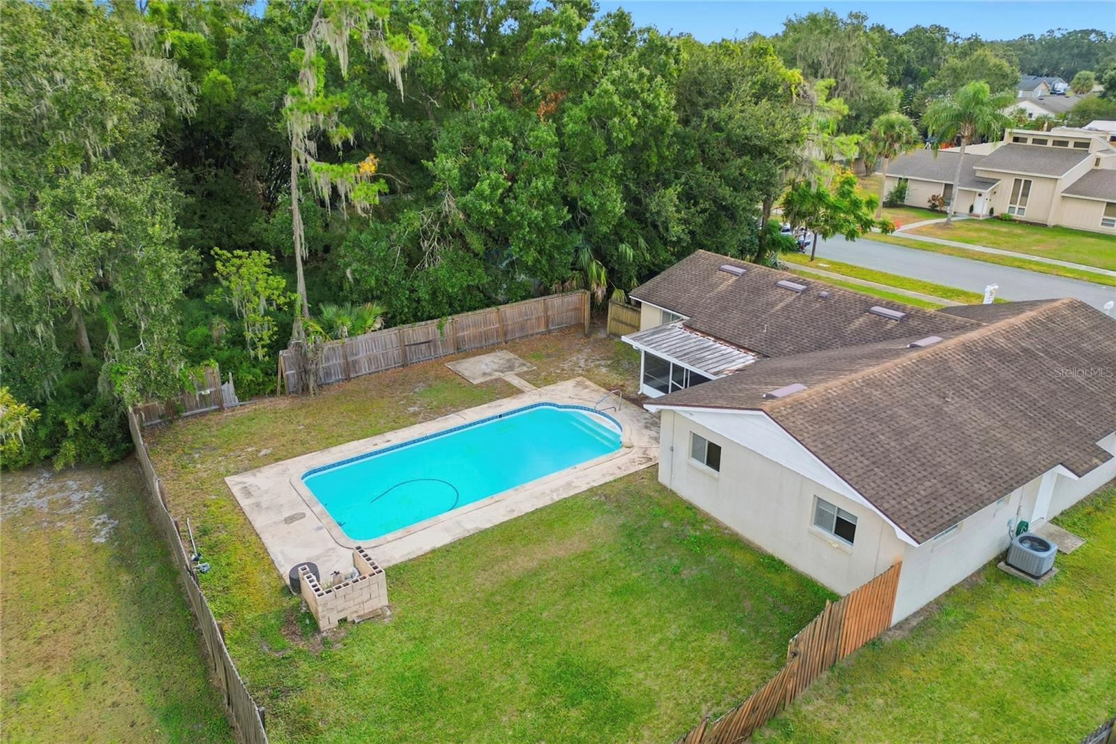 Image 36 of 39 For 3024 Blown Feather Lane