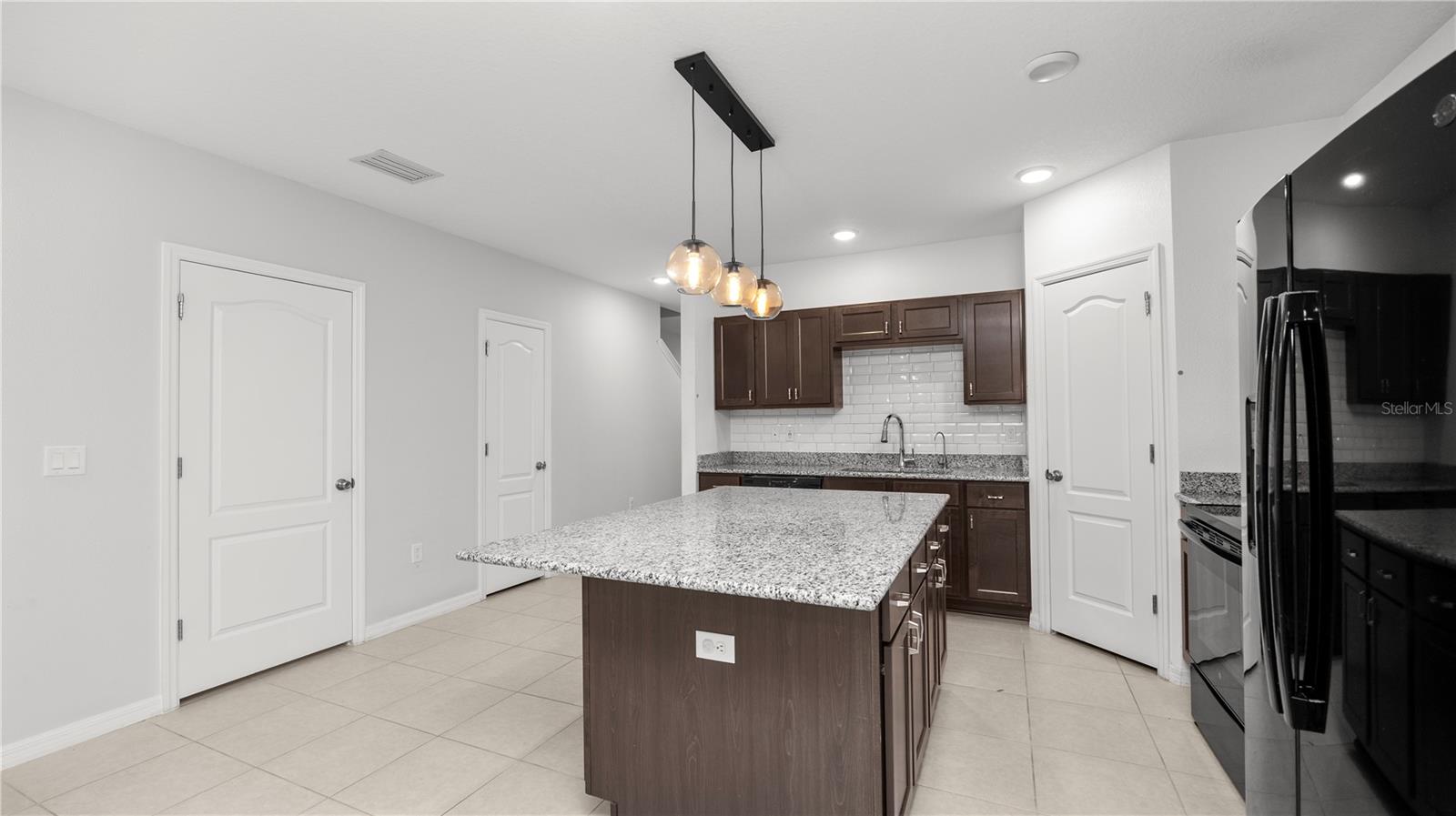 Image 10 of 44 For 3857 Hampstead Lane