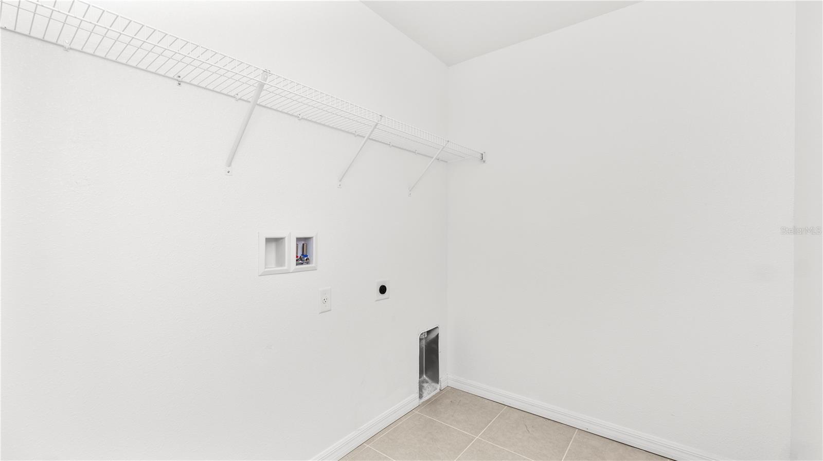 Image 28 of 44 For 3857 Hampstead Lane