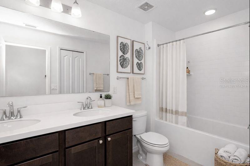 Image 38 of 44 For 3857 Hampstead Lane