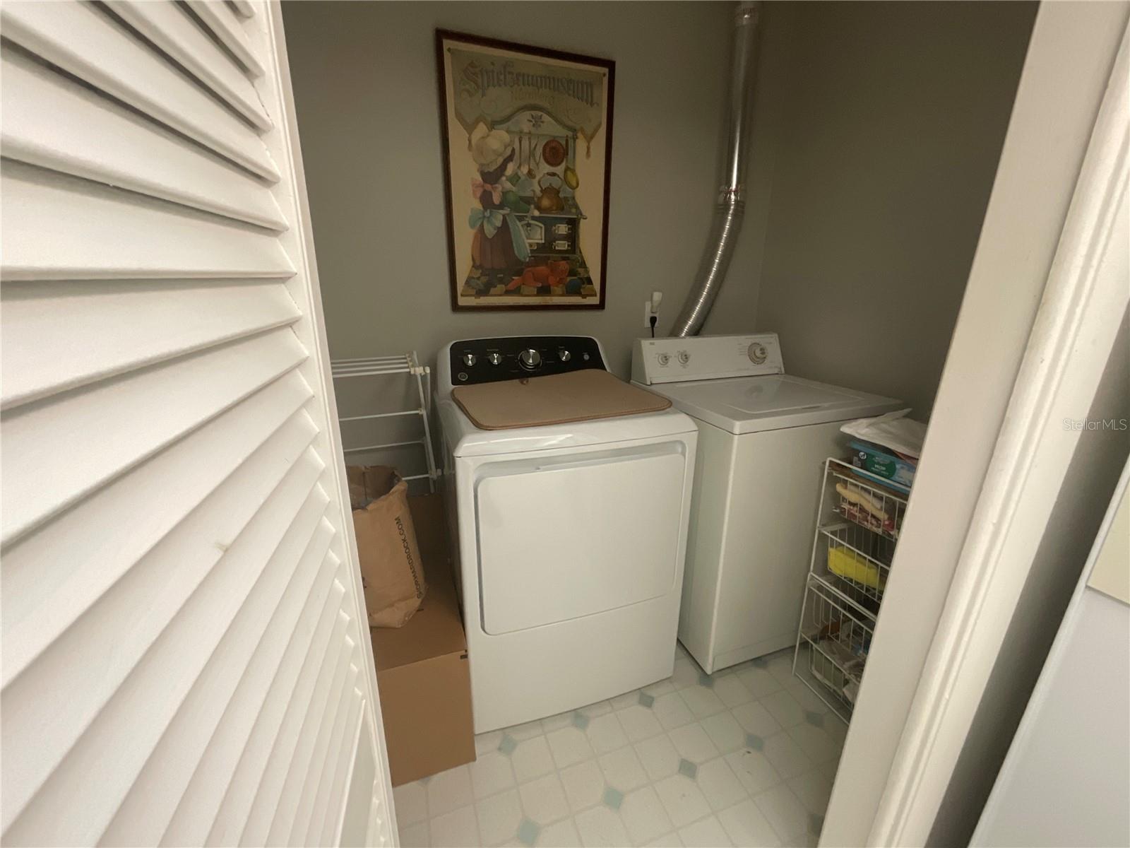 Image 11 of 32 For 6585 Trail Ridge Drive 6585