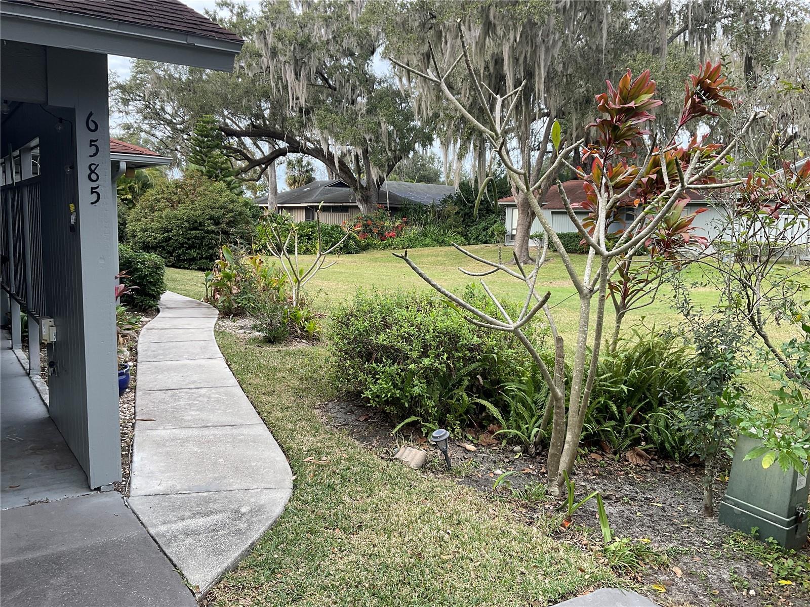 Image 28 of 32 For 6585 Trail Ridge Drive 6585