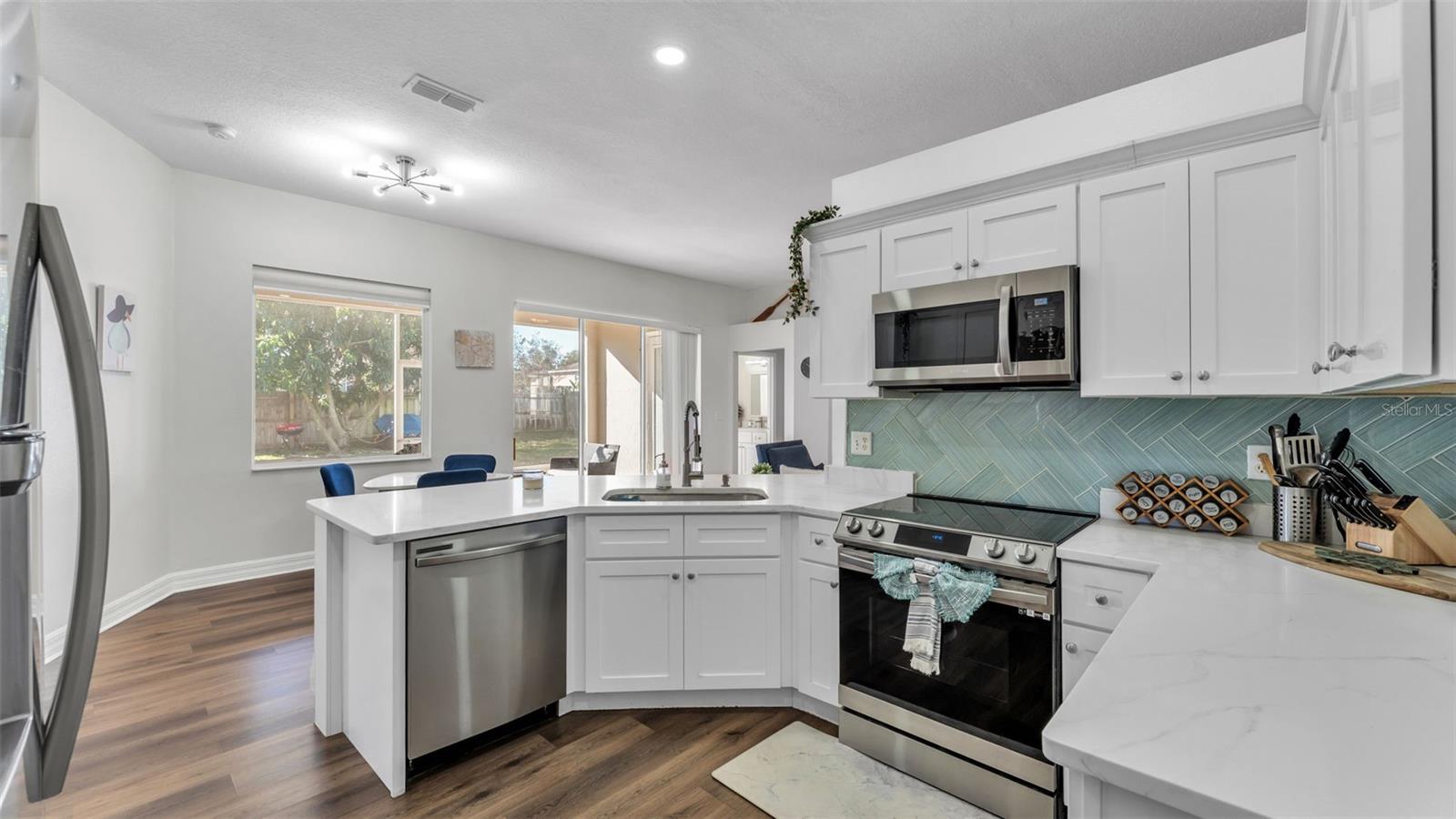 Image 14 of 46 For 6371 Alamanda Hills Drive