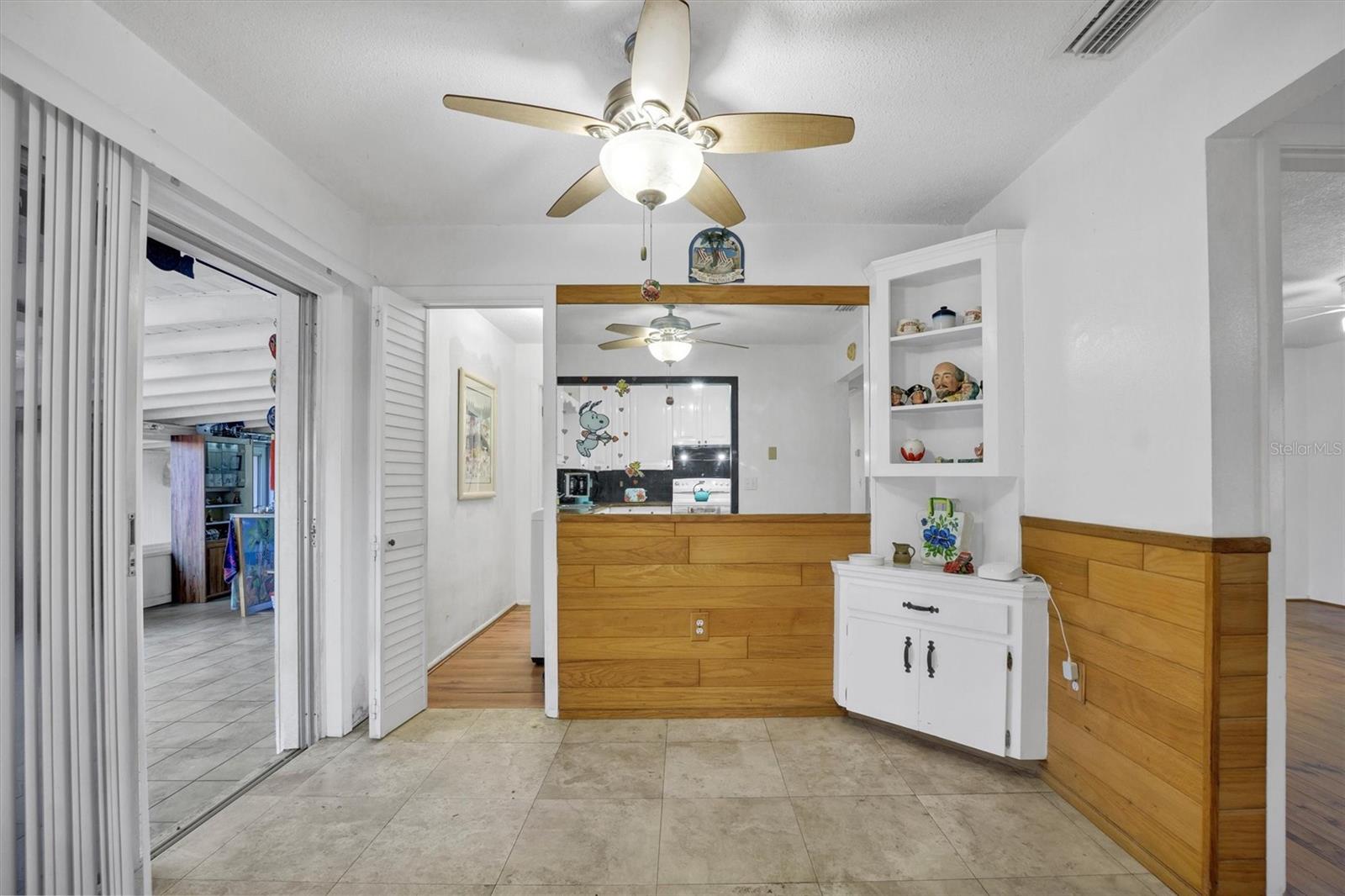 Image 14 of 41 For 105 Owen Circle S