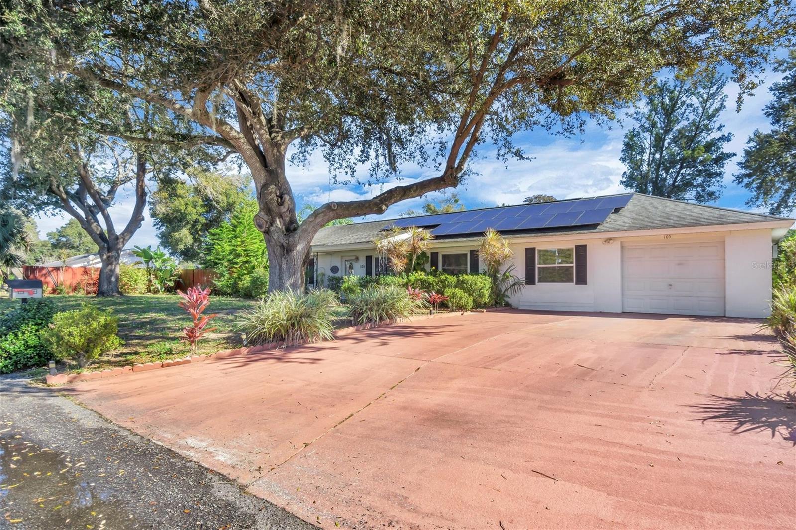 Image 2 of 41 For 105 Owen Circle S