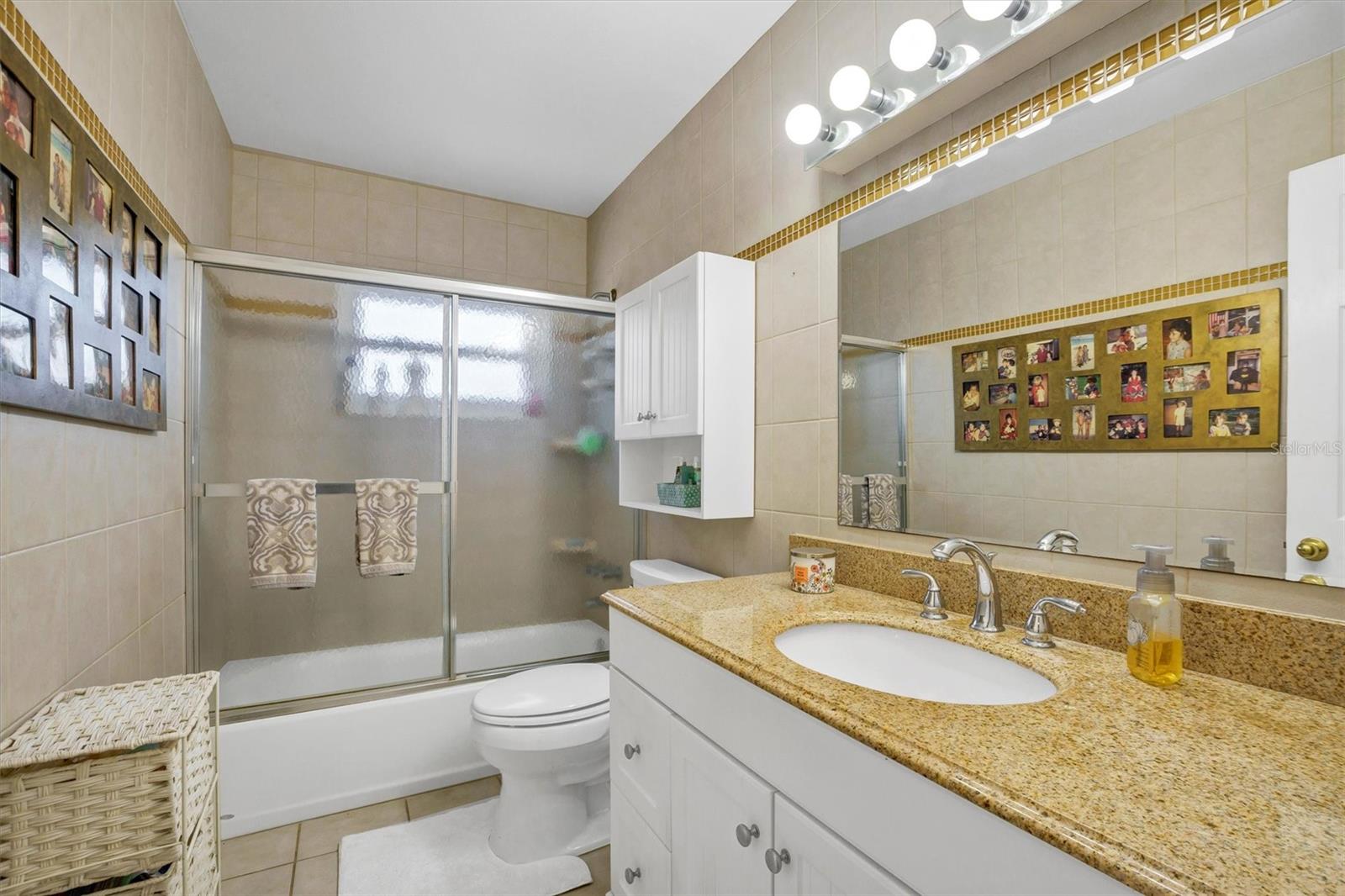 Image 25 of 41 For 105 Owen Circle S