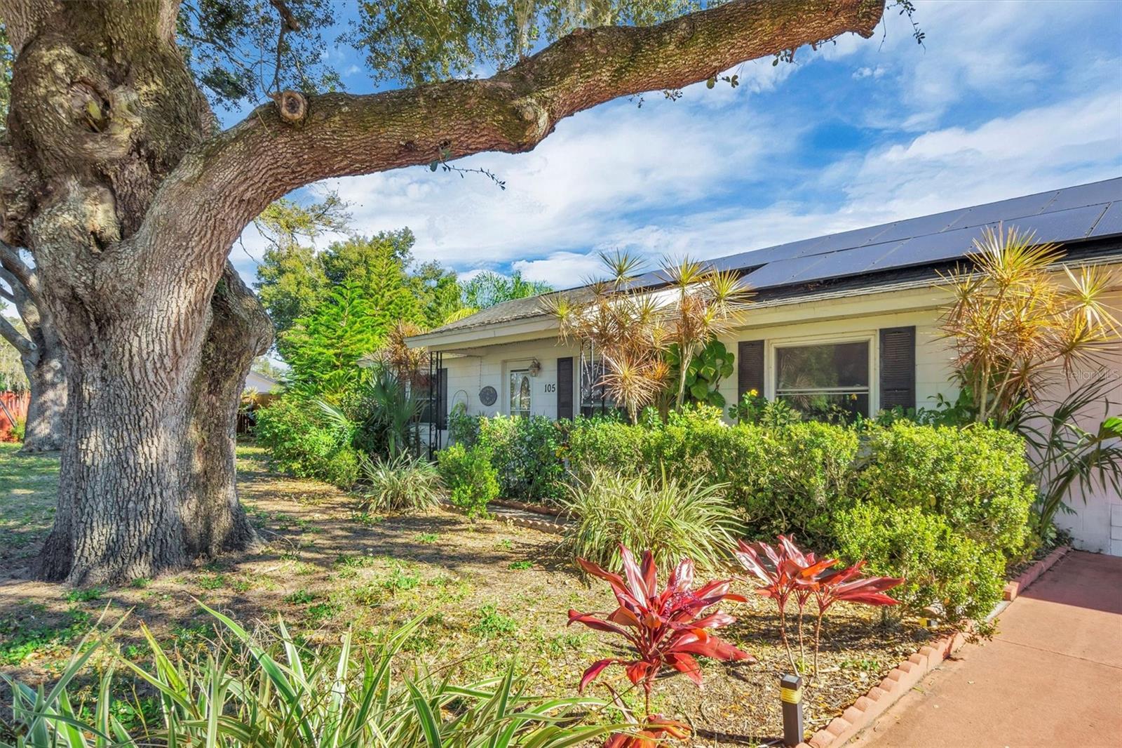 Image 3 of 41 For 105 Owen Circle S