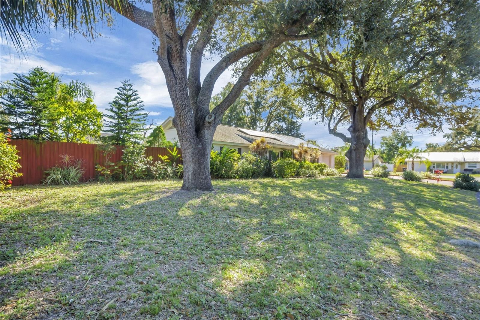 Image 4 of 41 For 105 Owen Circle S