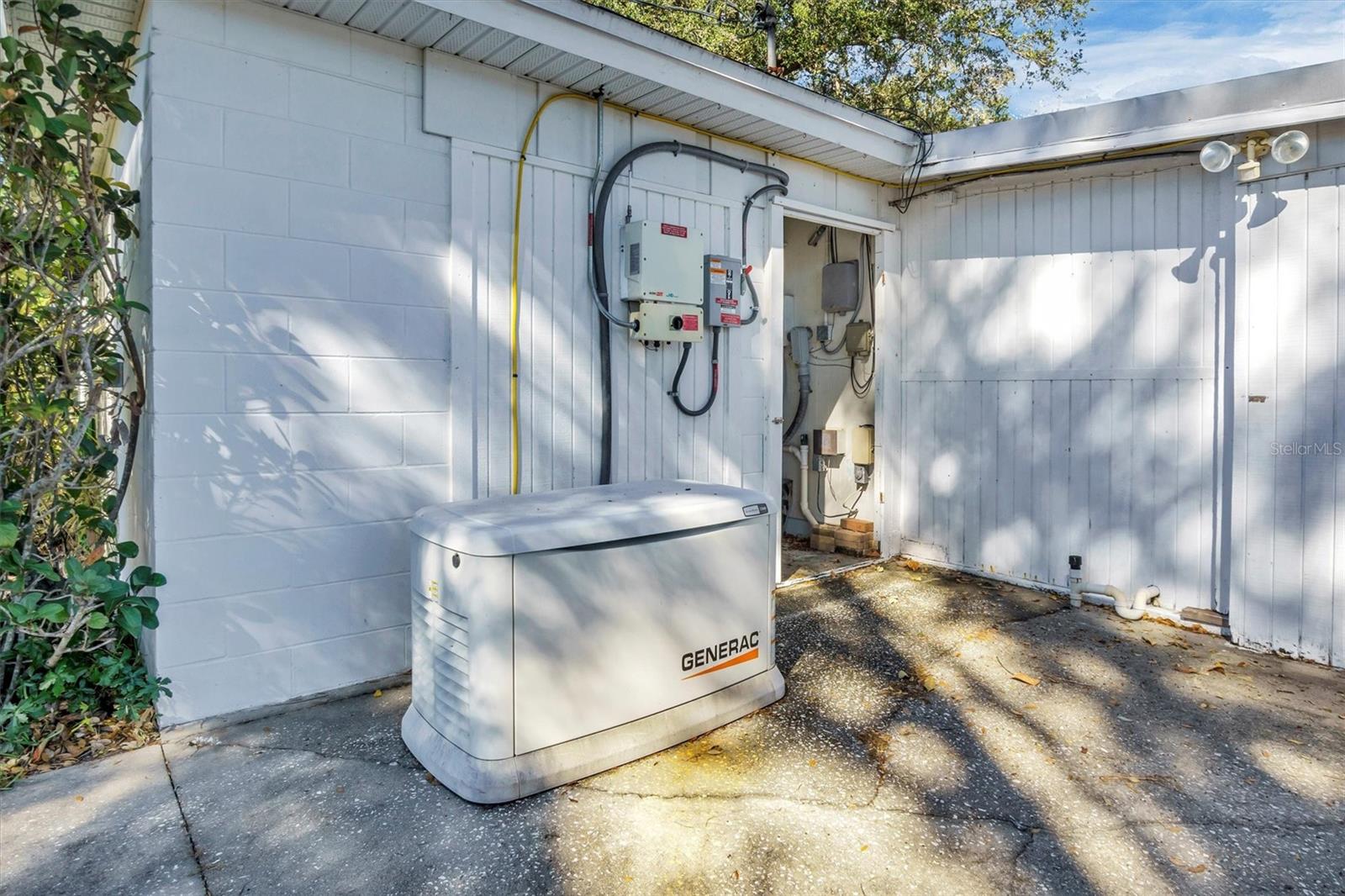 Image 7 of 41 For 105 Owen Circle S