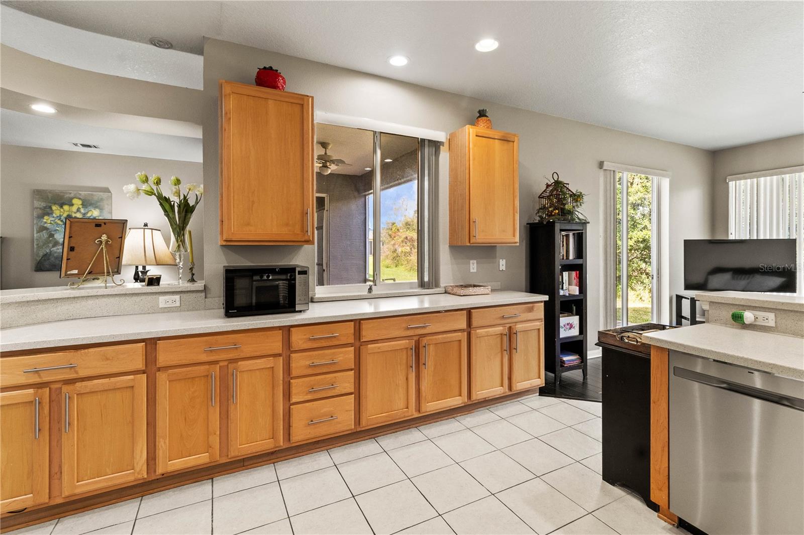 Image 10 of 50 For 4145 Whistlewood Circle