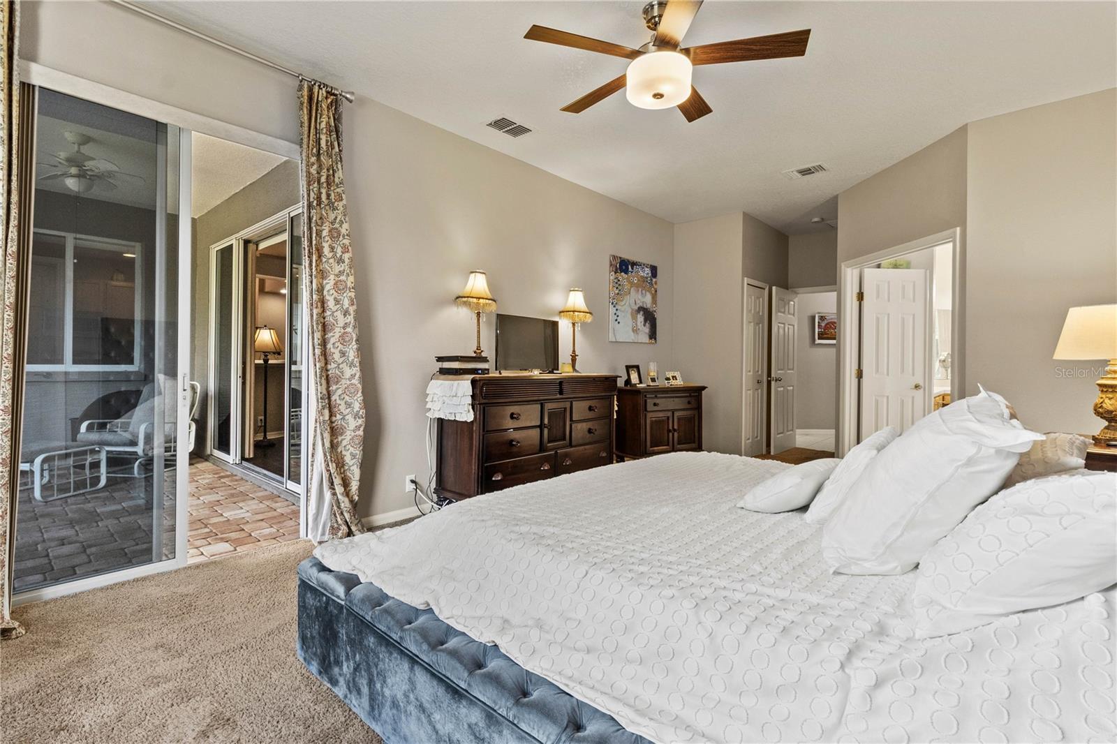 Image 29 of 50 For 4145 Whistlewood Circle