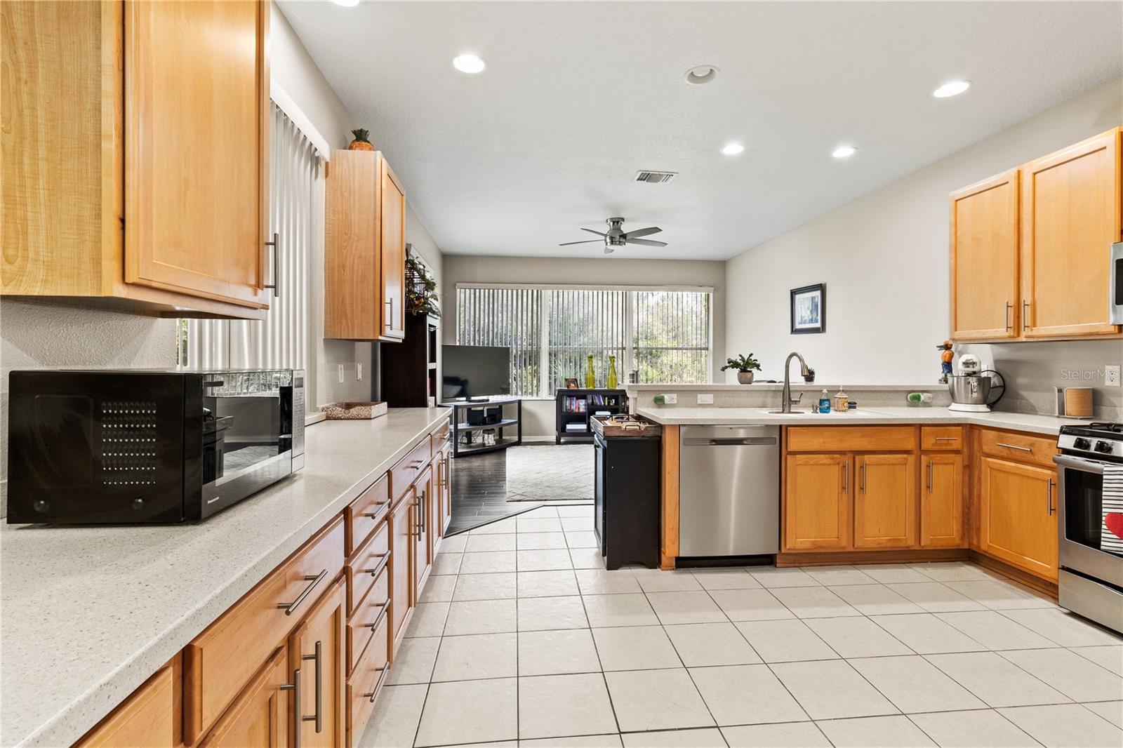 Image 9 of 50 For 4145 Whistlewood Circle