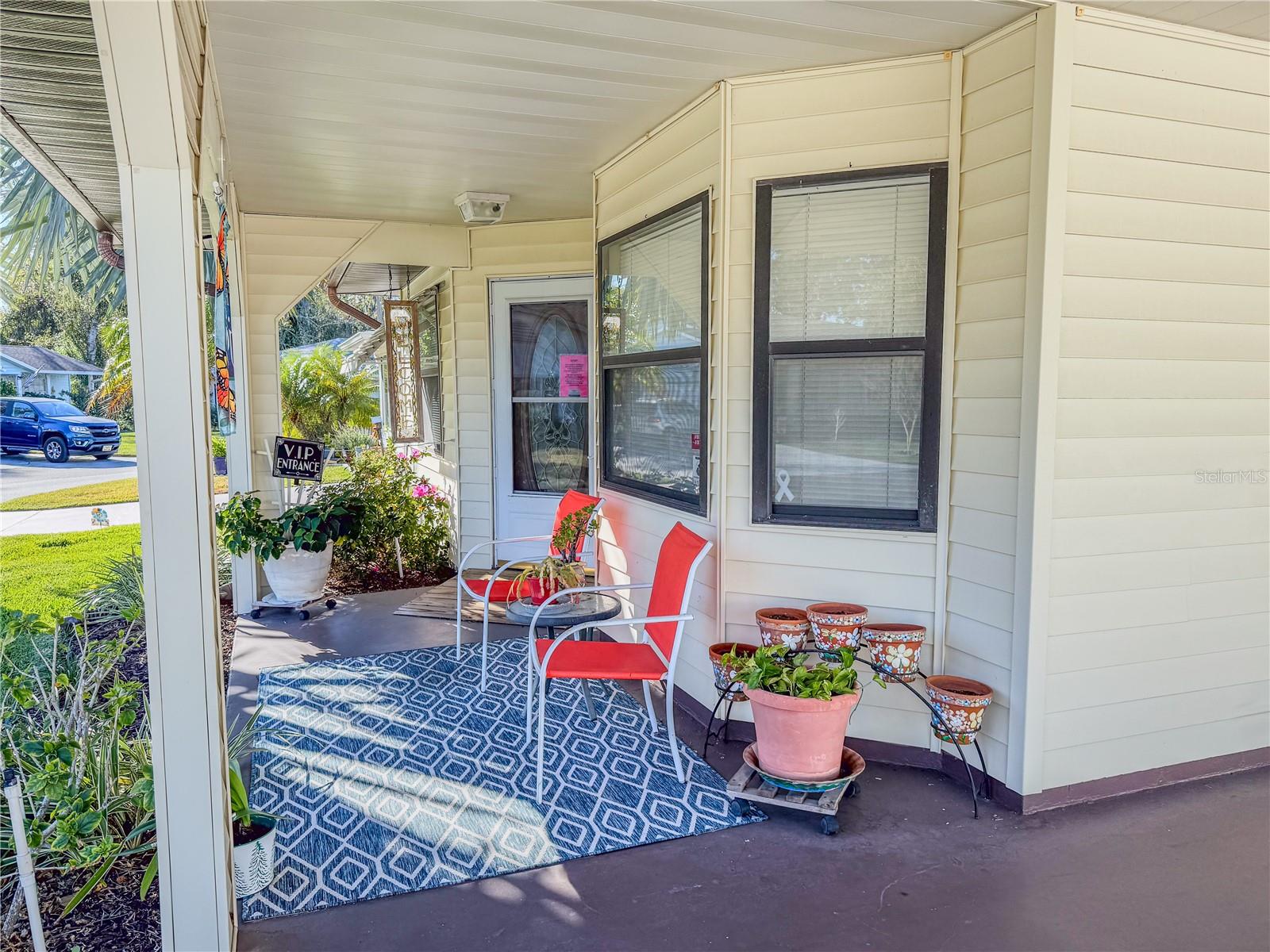 Image 3 of 29 For 1678 Colonnades Circle N