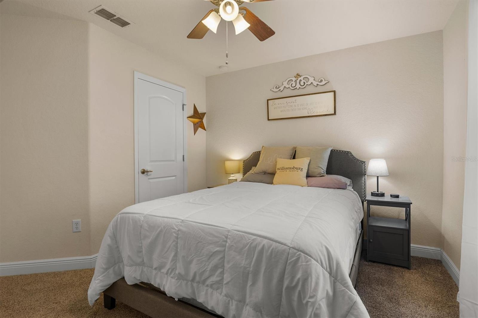 Image 29 of 48 For 1585 Doves View Circle