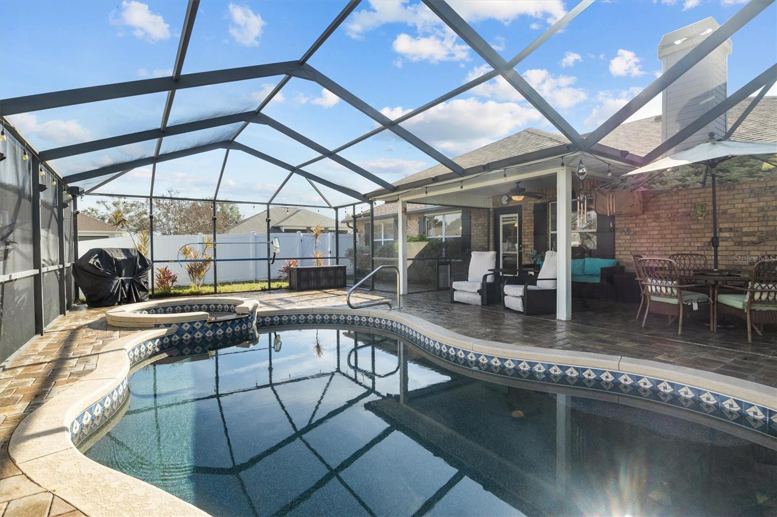 Image 35 of 48 For 1585 Doves View Circle