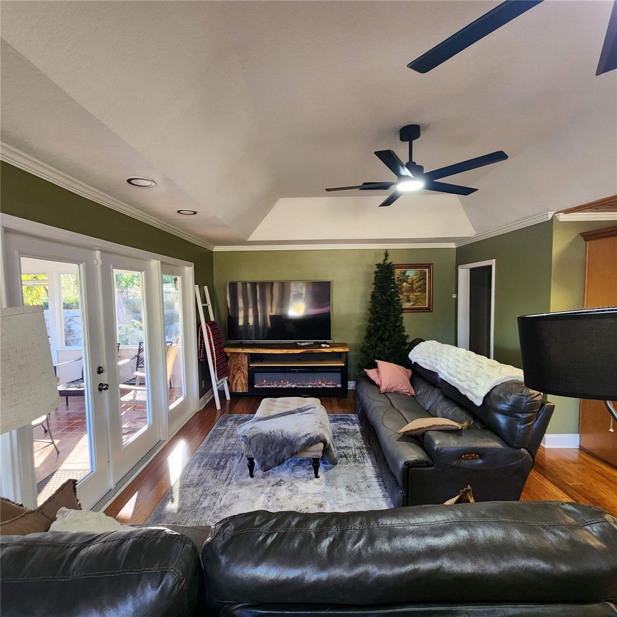 Image 18 of 52 For 5275 Green Pond Road