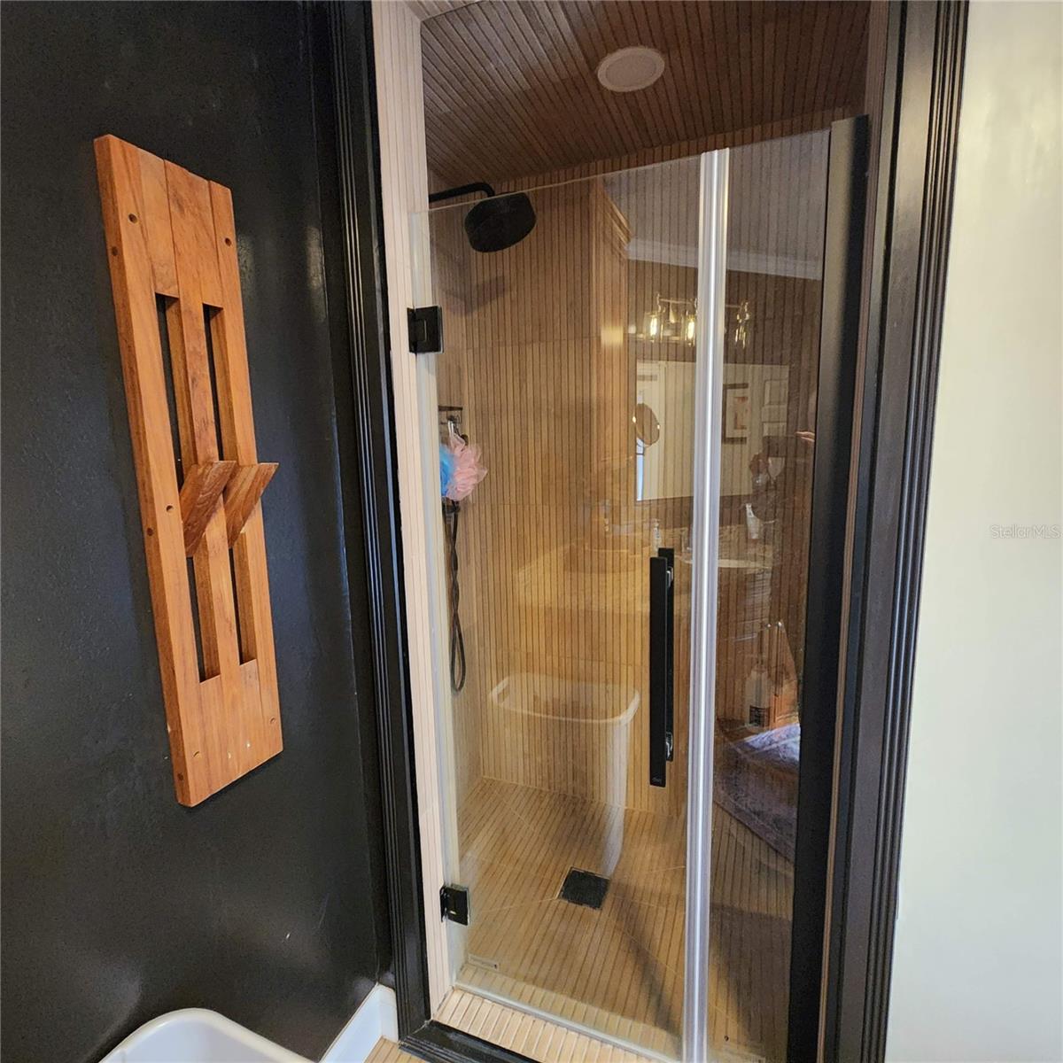 Image 31 of 52 For 5275 Green Pond Road