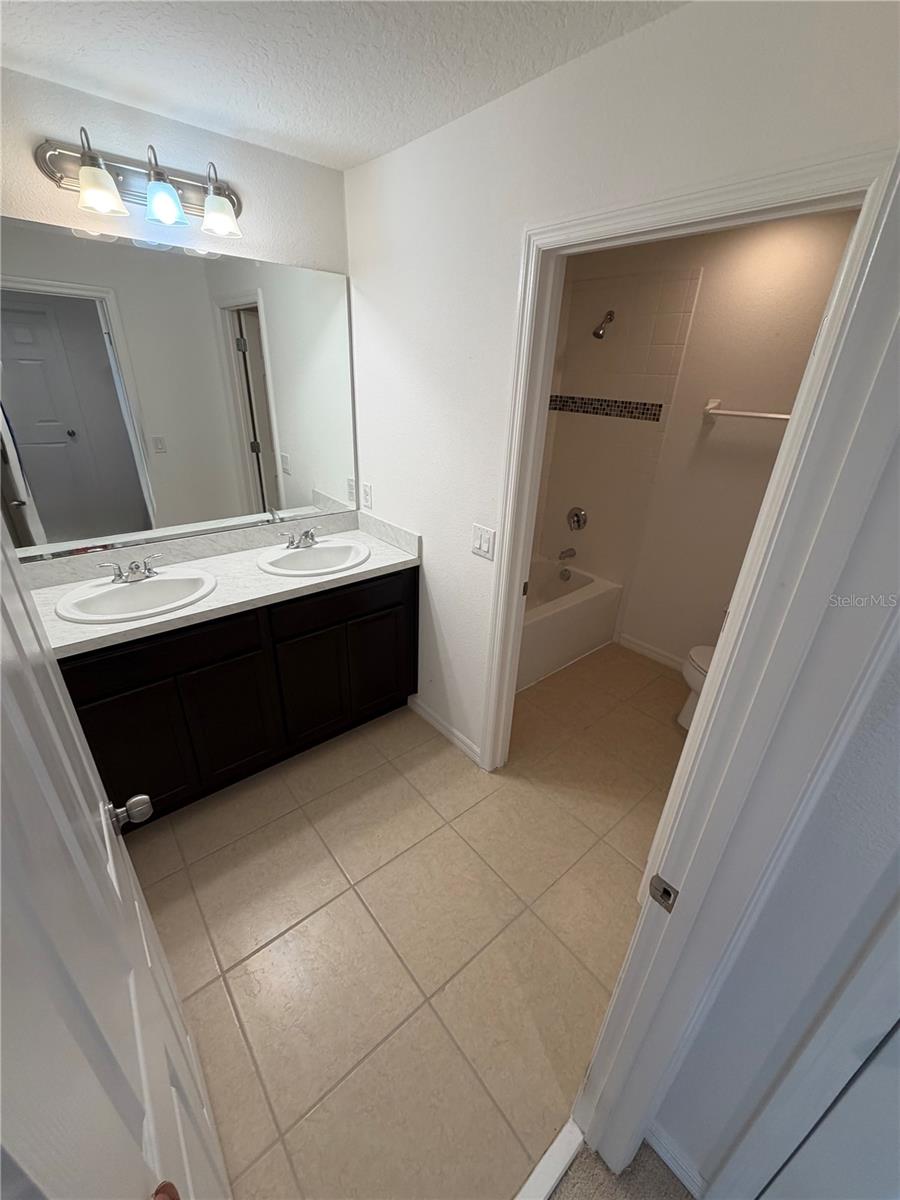 Image 18 of 19 For 290 Annabelle Way