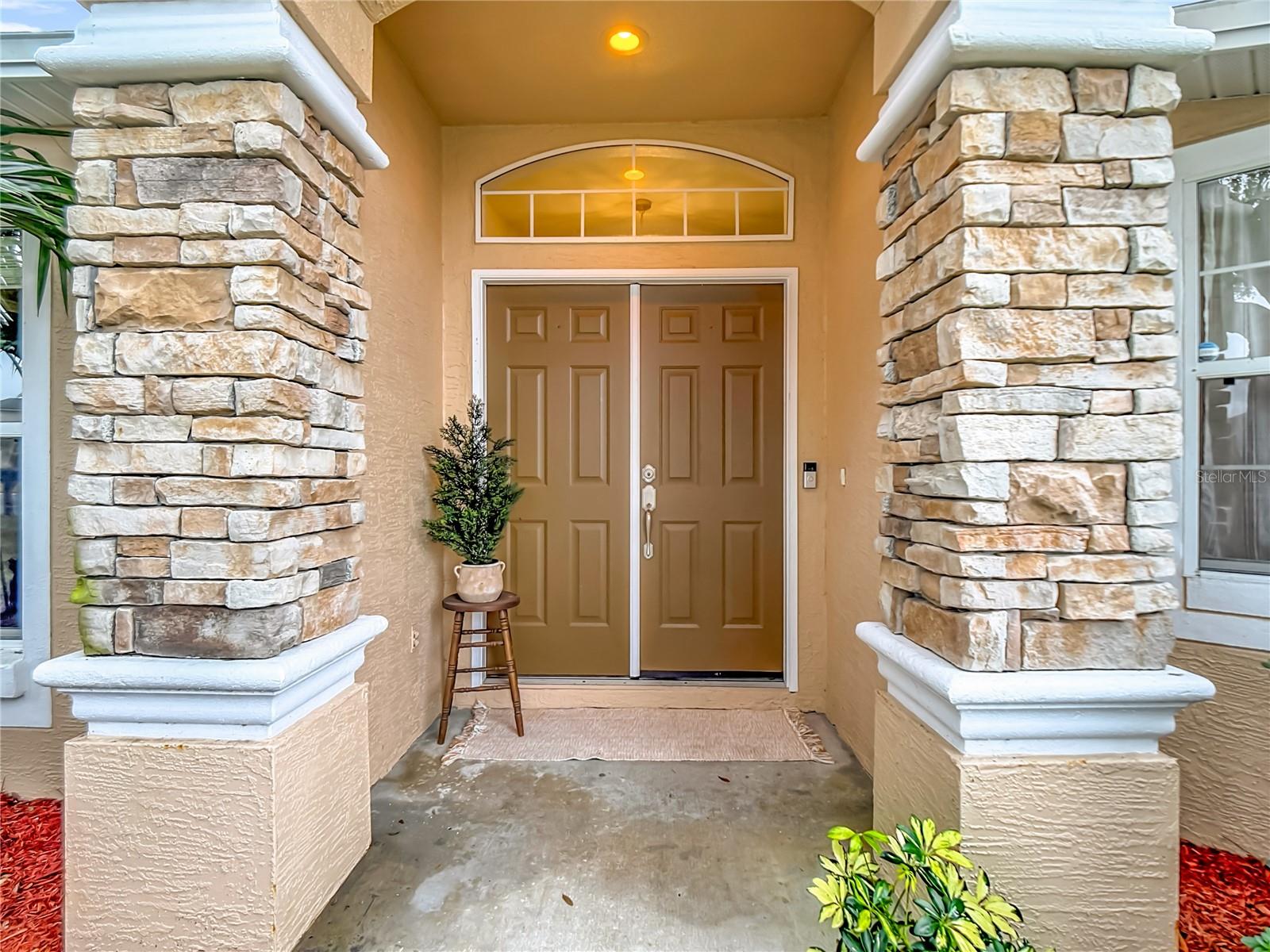 Image 4 of 40 For 8195 Westmont Terrace Drive