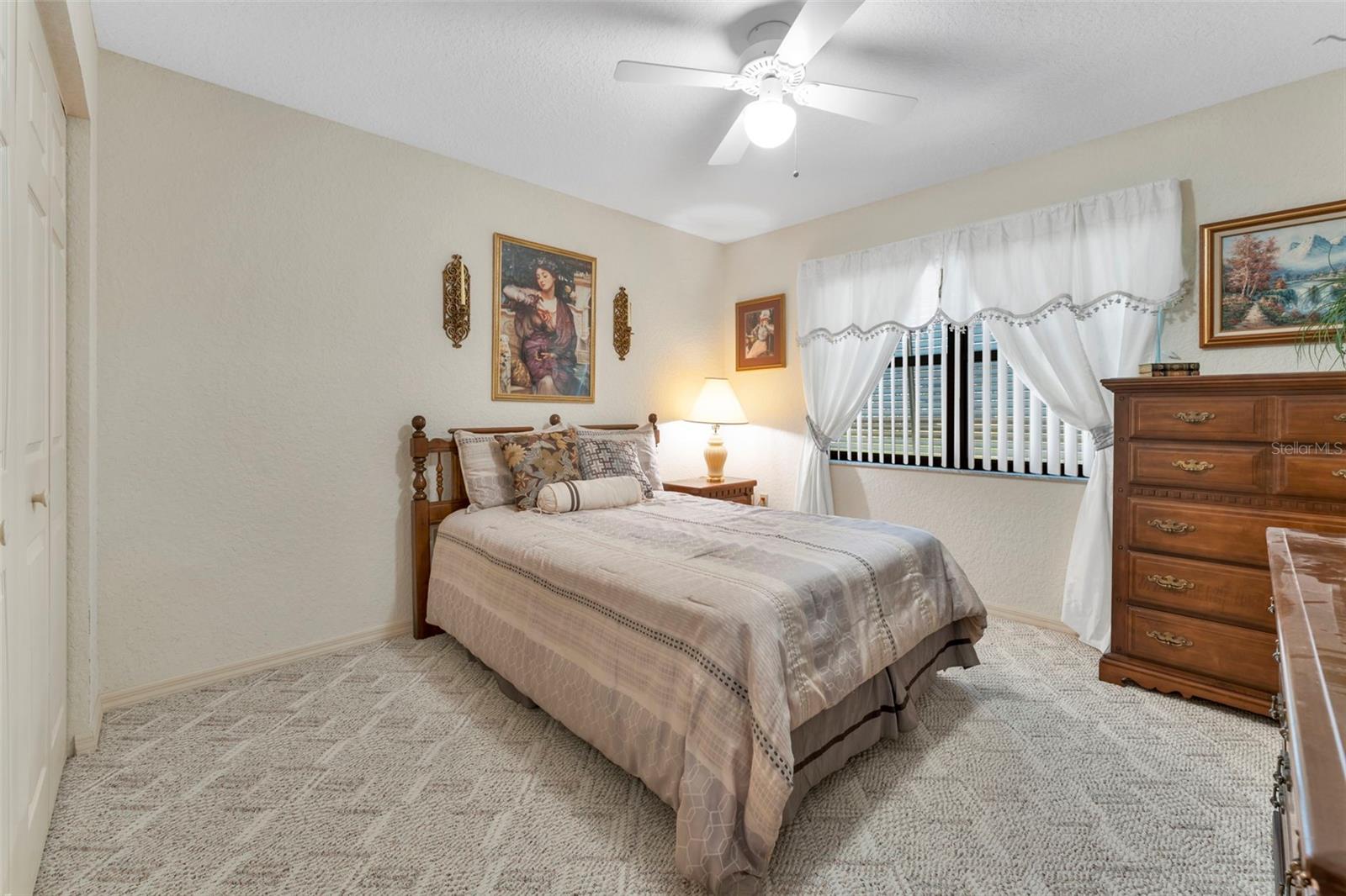 Image 13 of 28 For 1818 Prairie Dunes Circle N