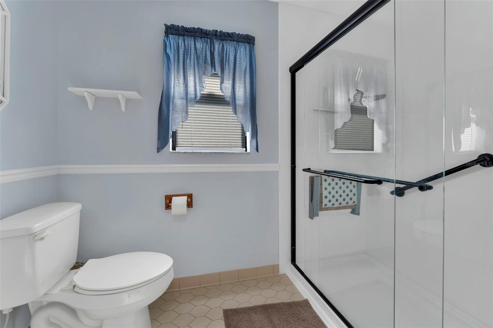 Image 14 of 28 For 1818 Prairie Dunes Circle N