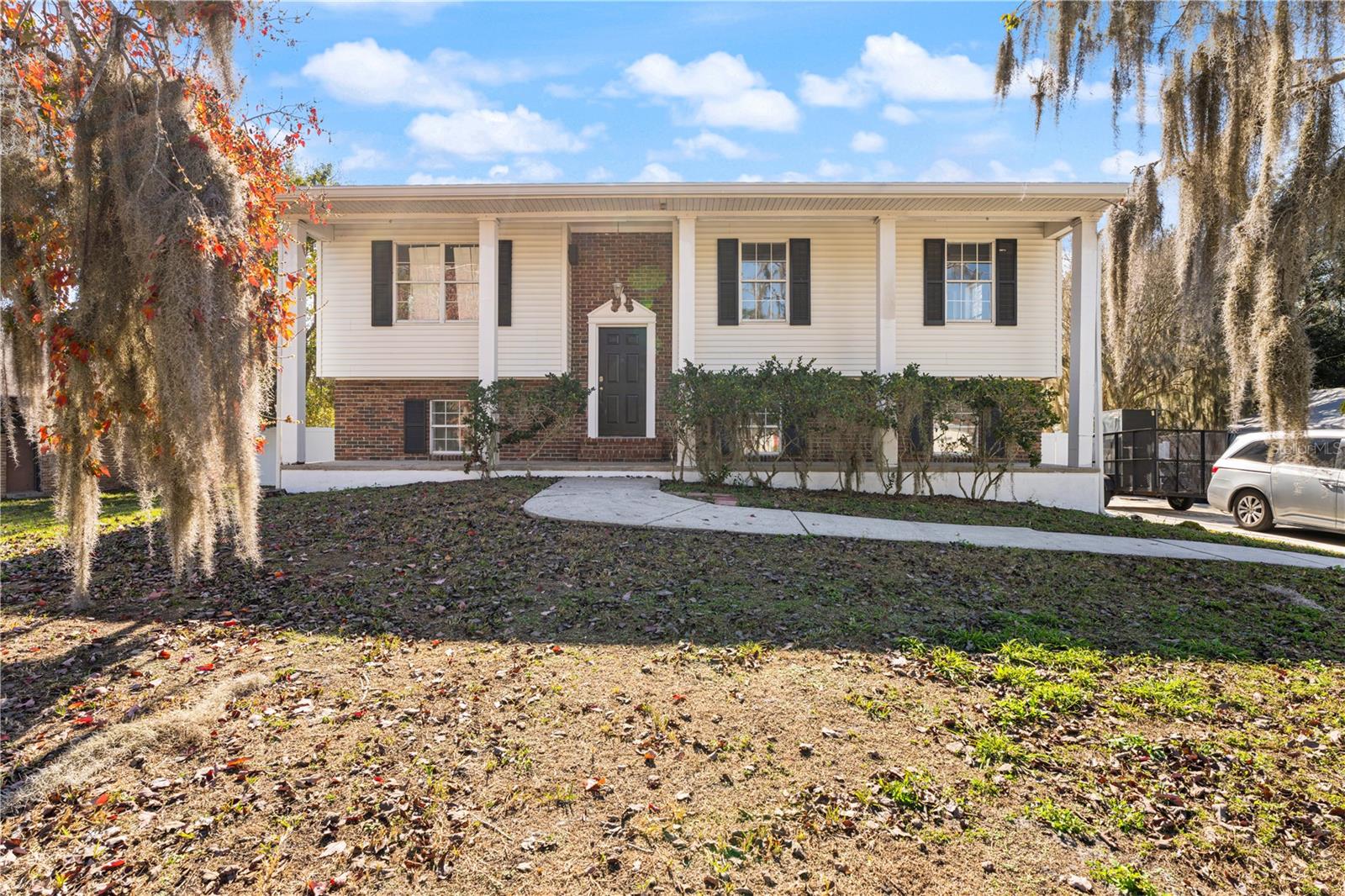 Image 3 of 8 For 2318 Cheshire Place