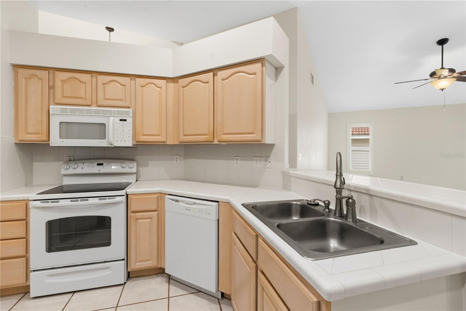 Image 6 of 58 For 100 Morning Glory Circle