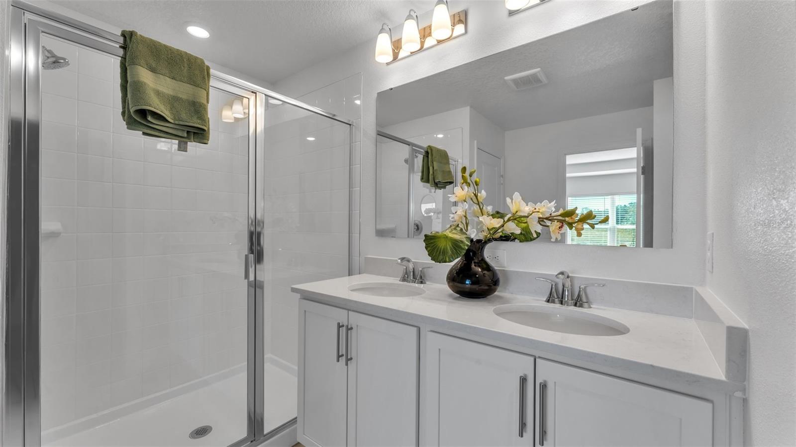 Image 19 of 33 For 204 Rivermill Way