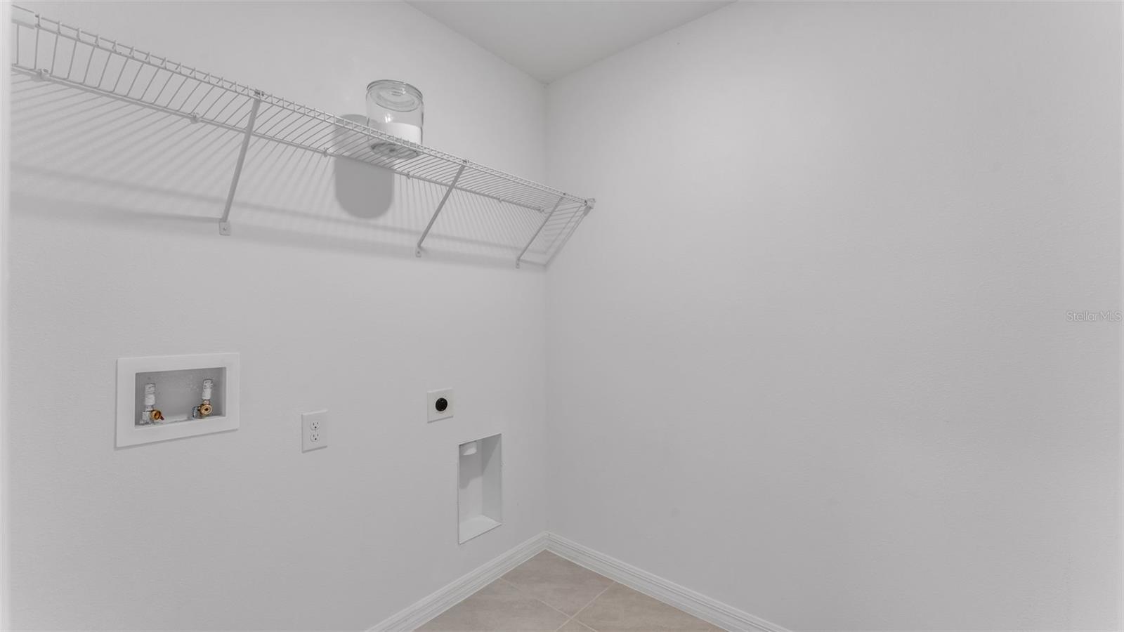 Image 20 of 33 For 204 Rivermill Way