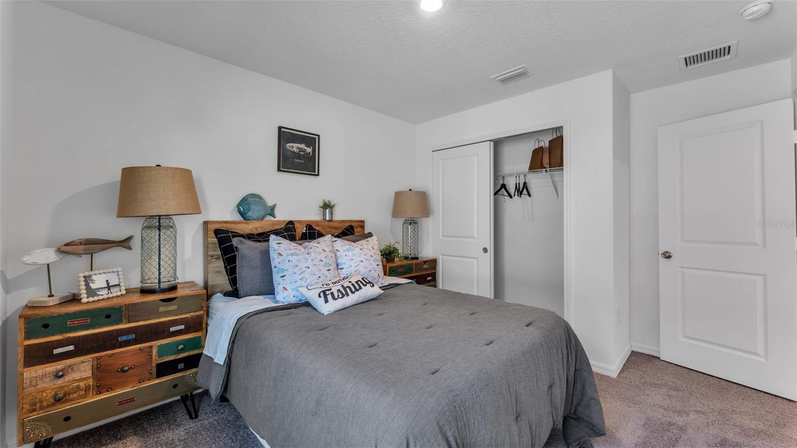 Image 24 of 33 For 204 Rivermill Way