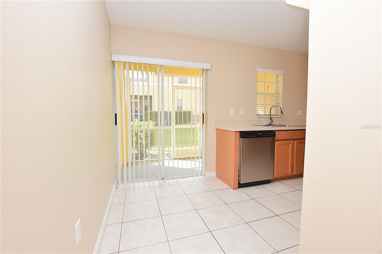 Image 15 of 40 For 5414 Fieldstone Drive