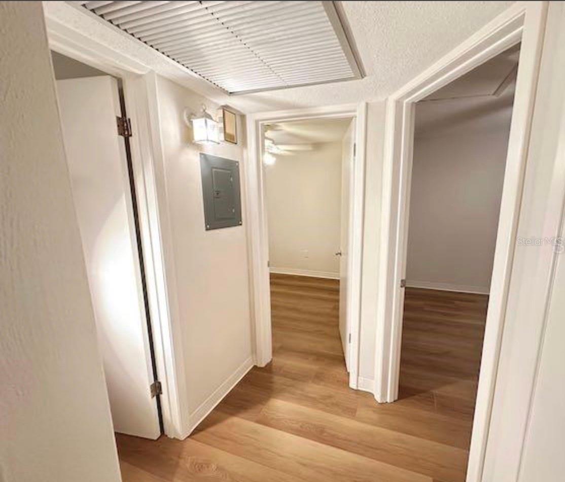 Image 10 of 13 For 206 Hancock Street