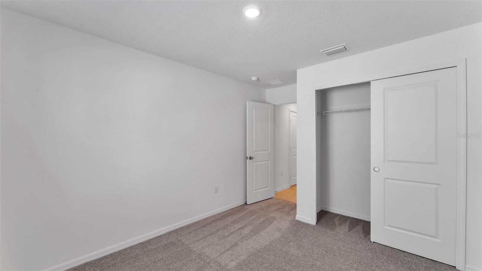 Image 19 of 30 For 638 Meadows Edge Place