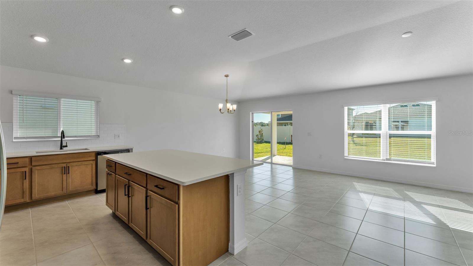 Image 5 of 30 For 638 Meadows Edge Place