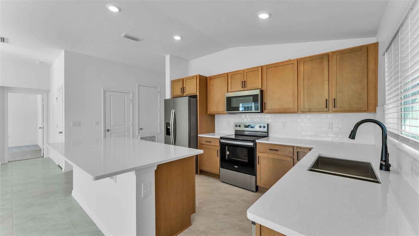 Image 8 of 30 For 638 Meadows Edge Place