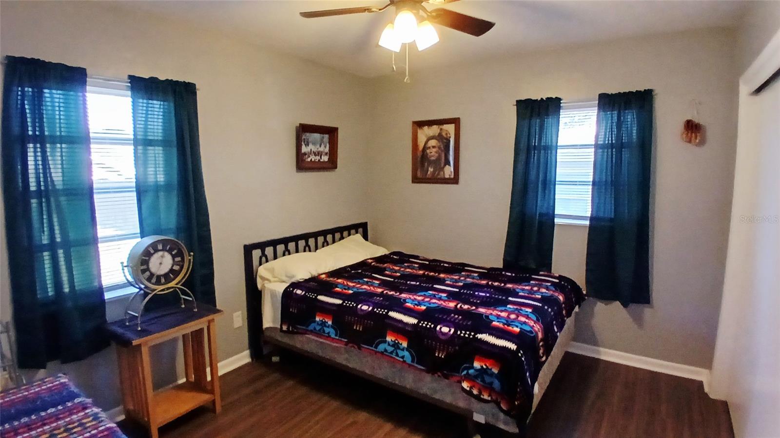 Image 14 of 16 For 411 Avenue A Se