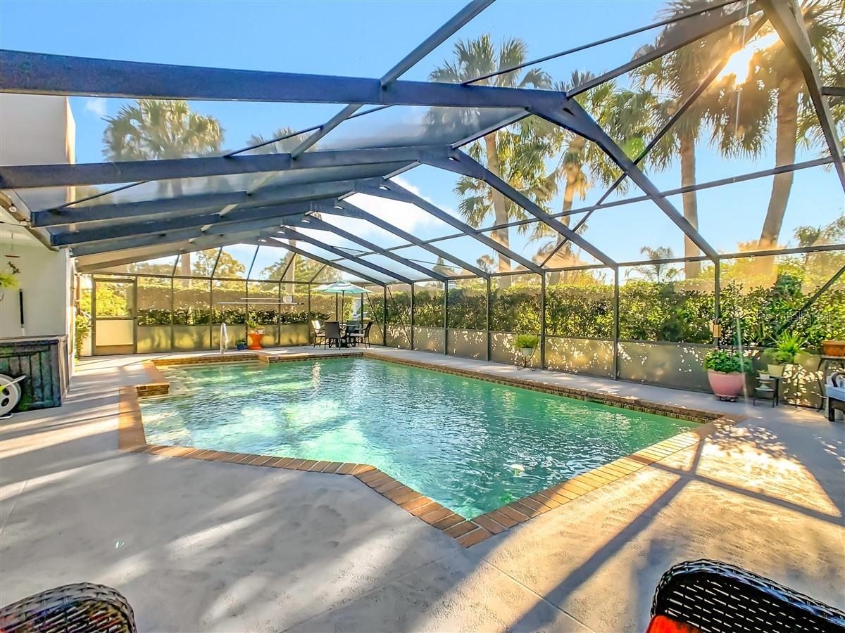 Image 28 of 30 For 2901 Plantation Road