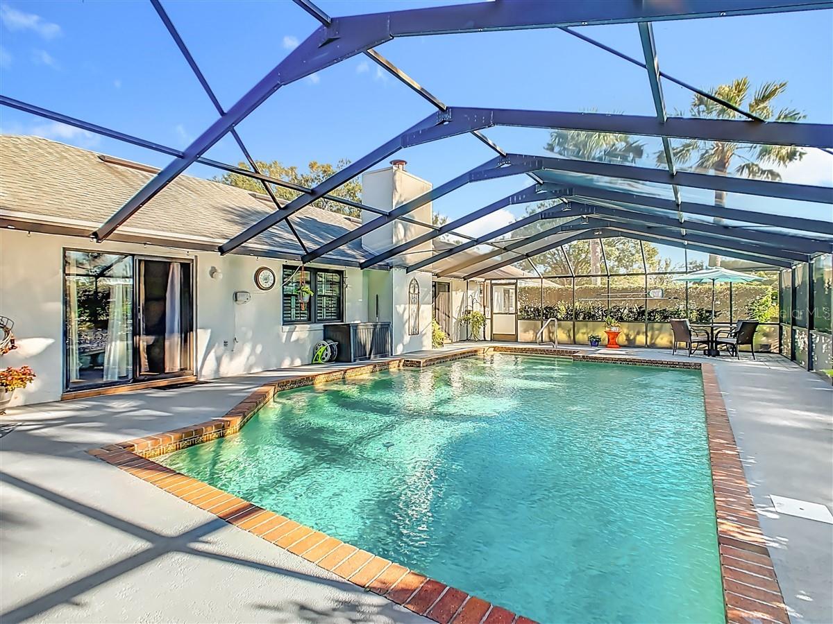 Image 3 of 30 For 2901 Plantation Road