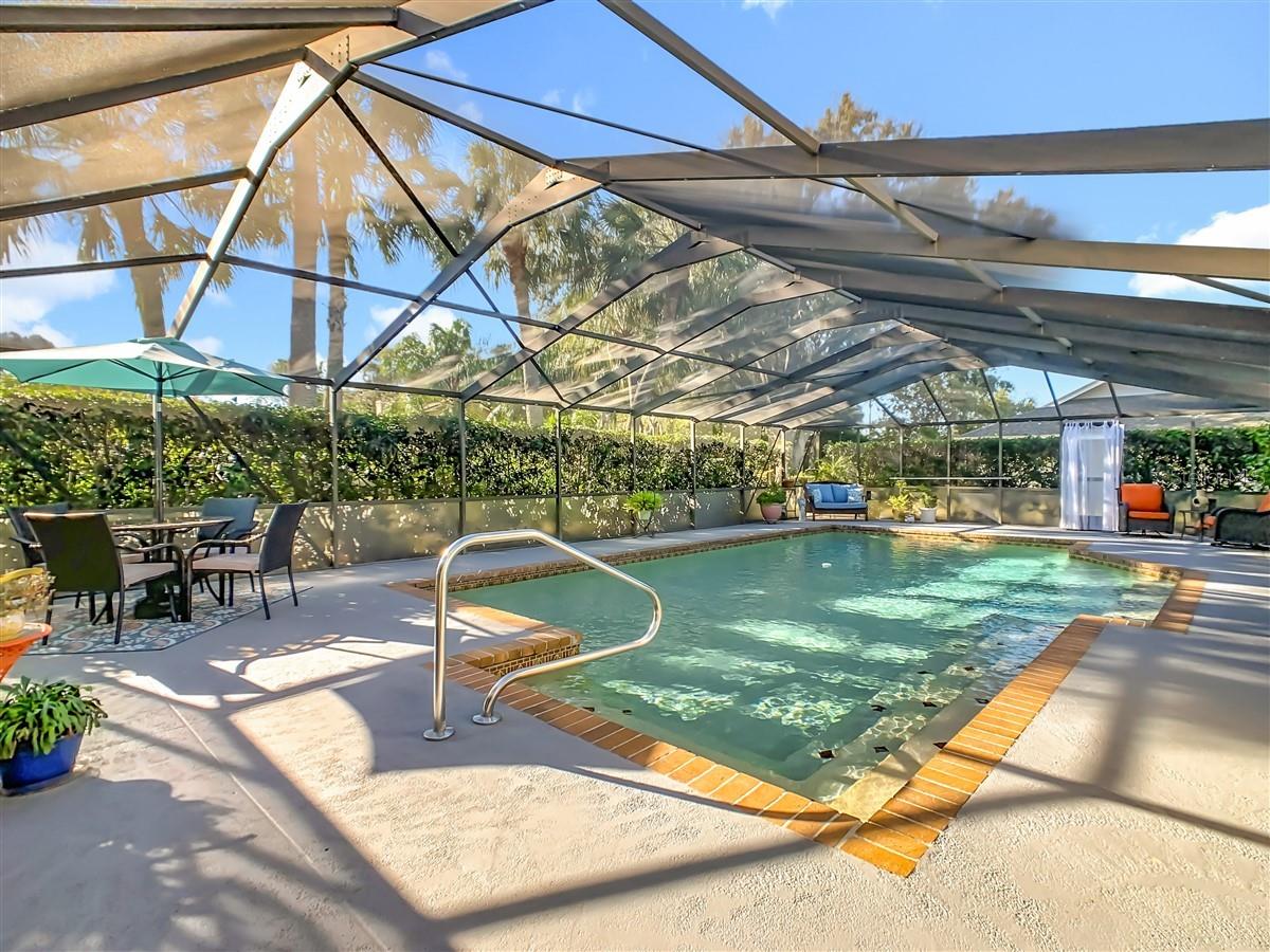 Image 5 of 30 For 2901 Plantation Road