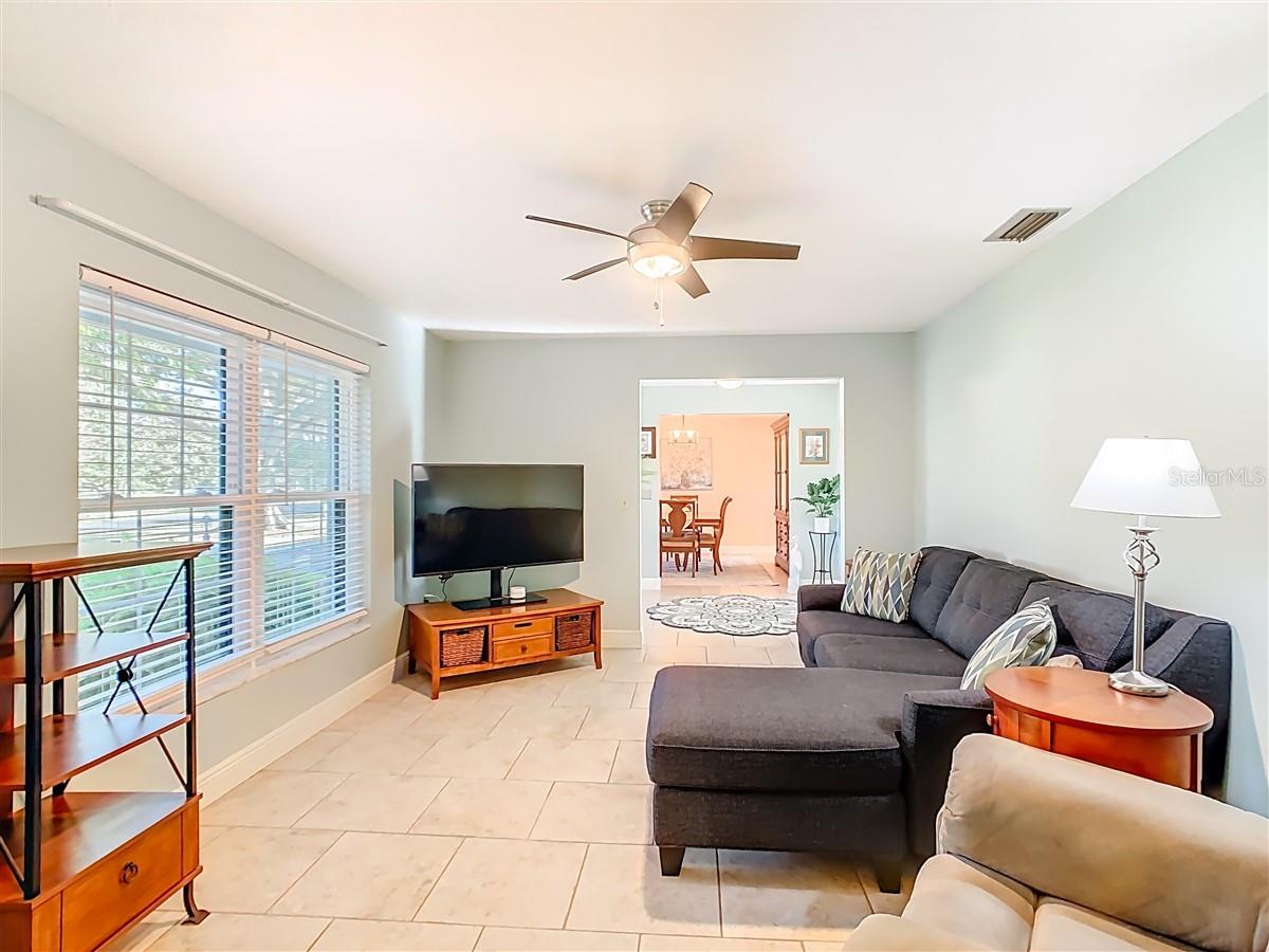 Image 6 of 30 For 2901 Plantation Road