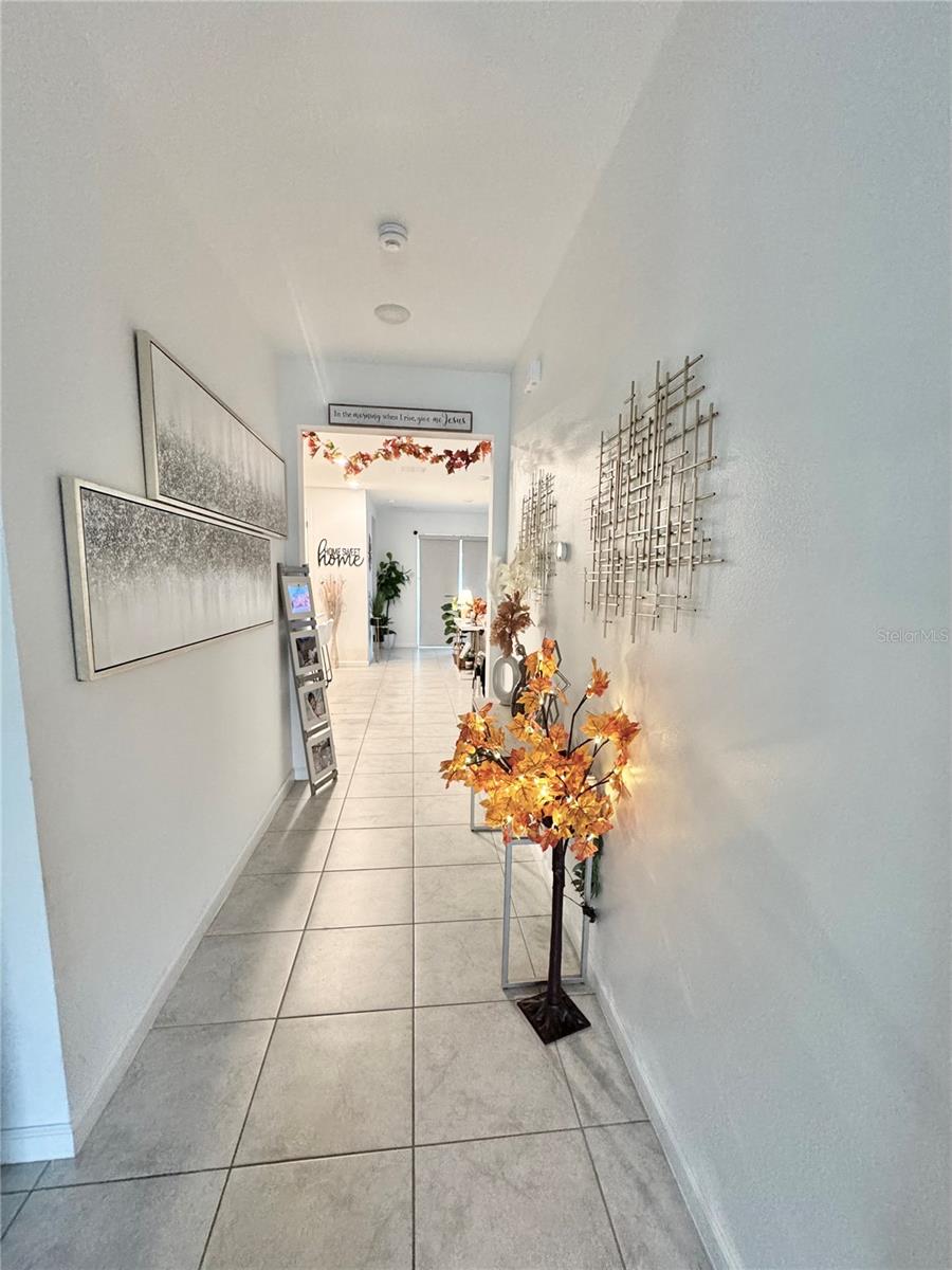 Image 5 of 22 For 1116 Mattie Pointe Boulevard