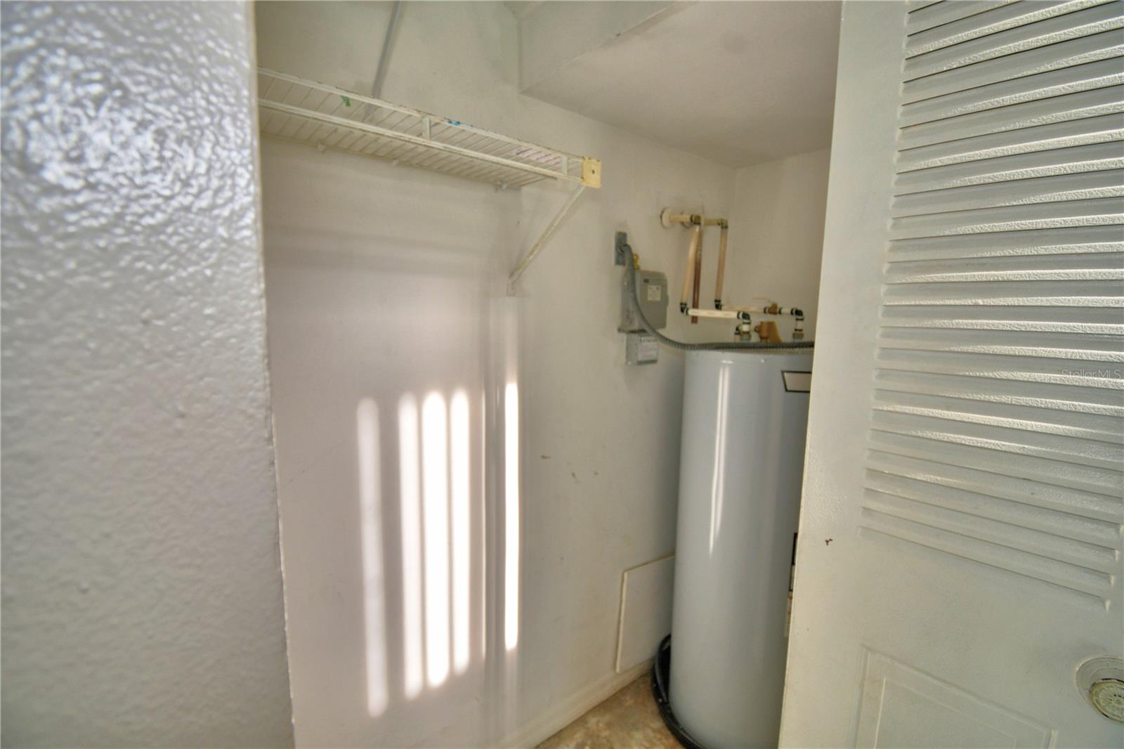 Image 12 of 36 For 573 Hunter Circle