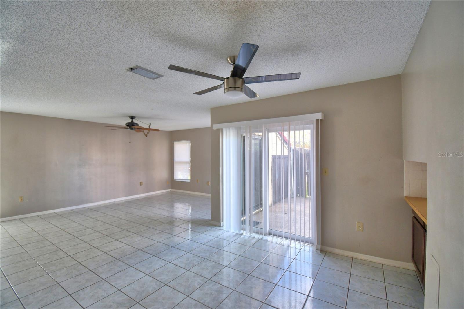 Image 13 of 36 For 573 Hunter Circle