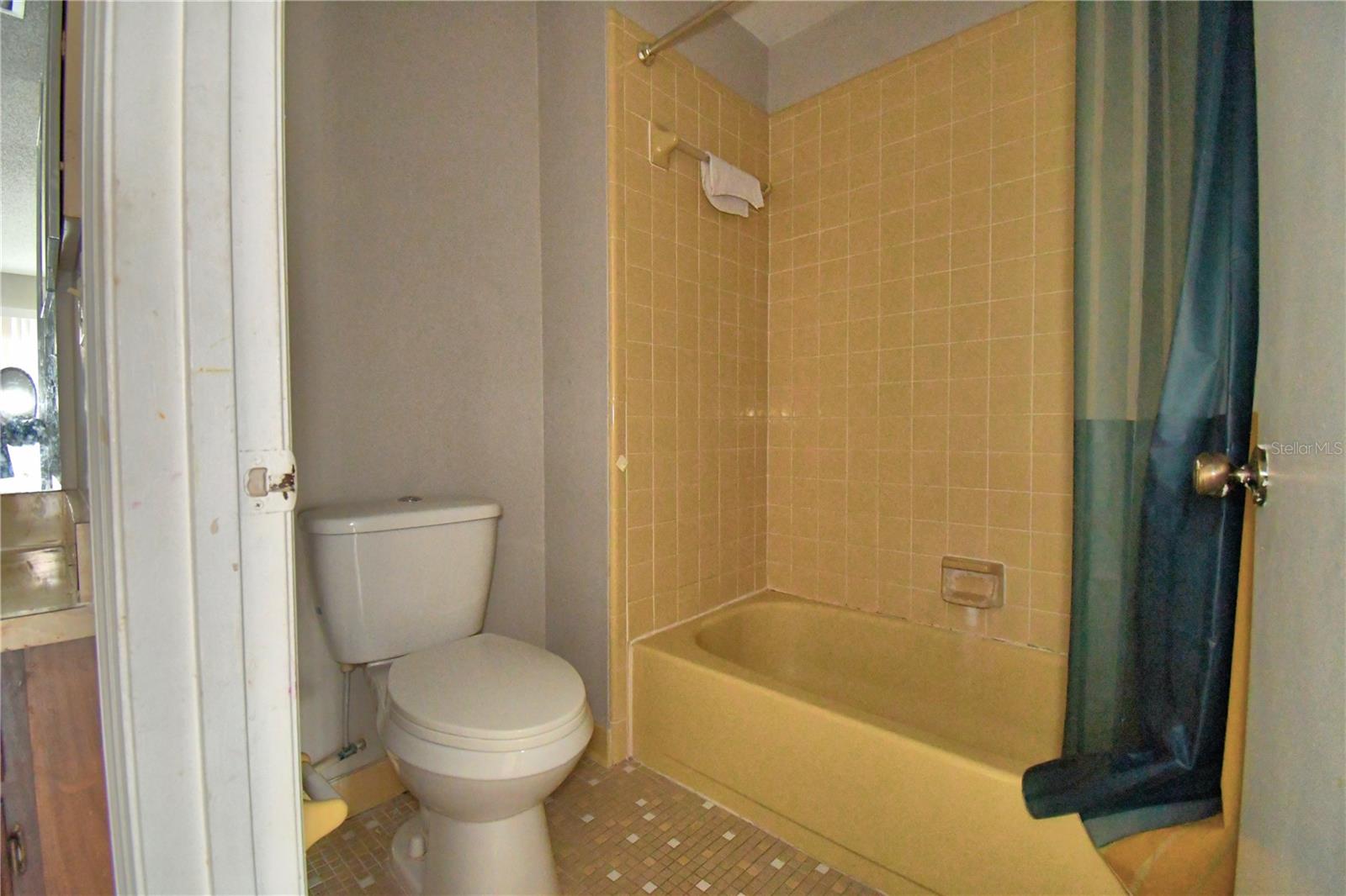 Image 26 of 36 For 573 Hunter Circle